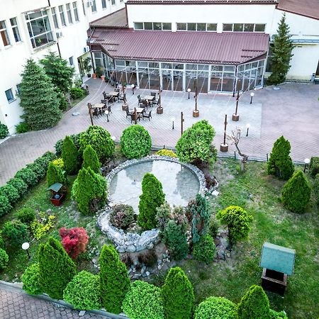 Hotel Fontana Backa Palanka Exterior photo