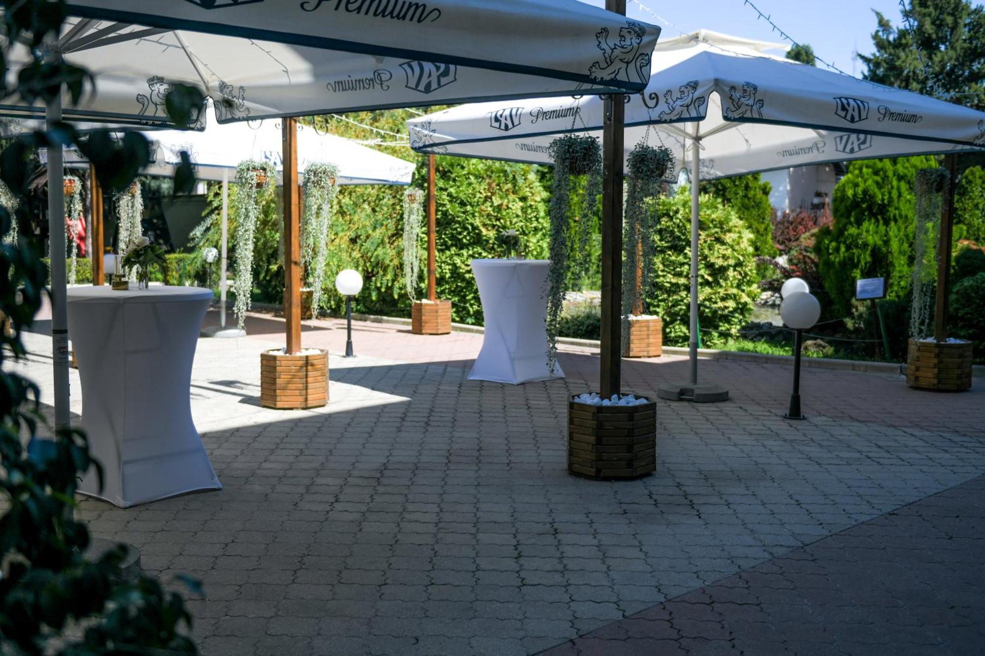 Hotel Fontana Backa Palanka Exterior photo