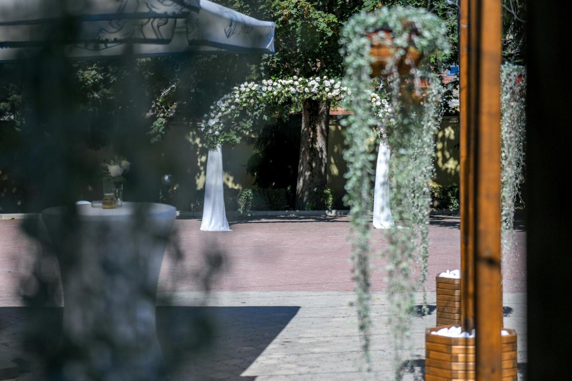Hotel Fontana Backa Palanka Exterior photo